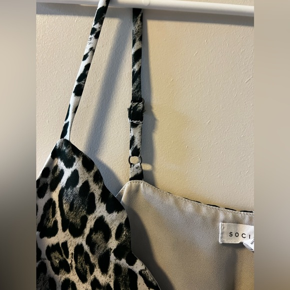 Top - Picture 4 of 7